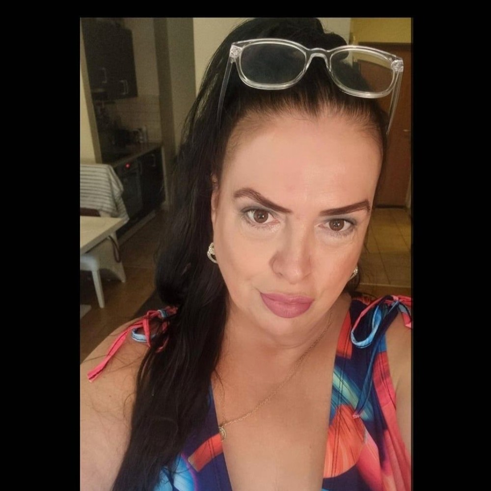 Meet your Posher, Evelyn